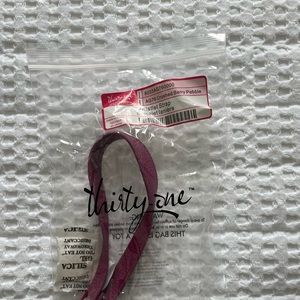 Thirty One Wristlet Strap color crushed berry pebble